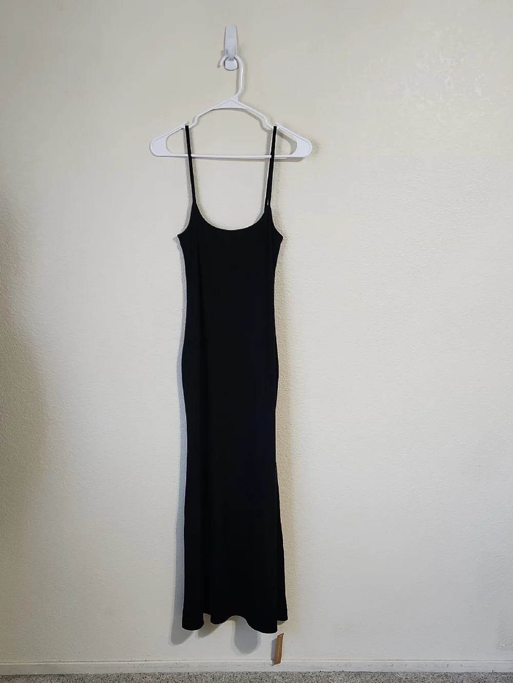 New Reformation Cosmo Maxi Knit Dress in Black Women's Size L - Picture 4 of 14